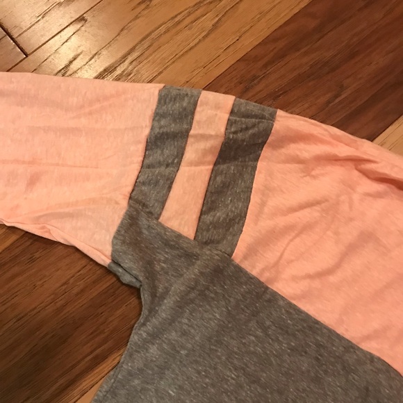 Heather grey and blush 3/4 length top. - Picture 2 of 3